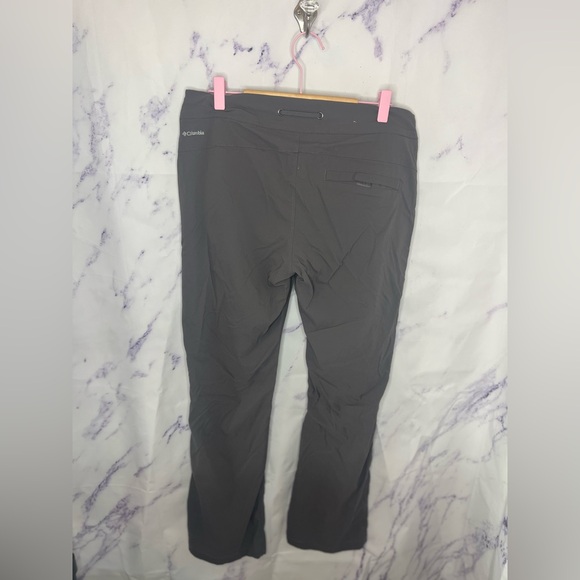 Columbia Women’s Omni Shield Advanced Repellency Active Wear Pants Sz 10 - Picture 4 of 5